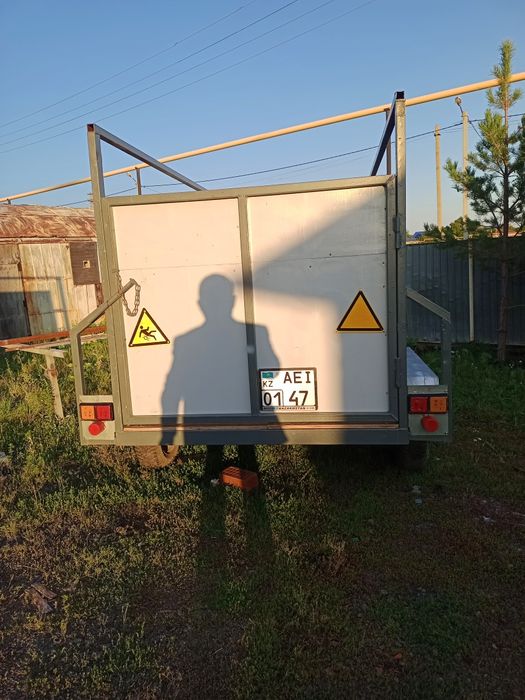 Прицеп коневозка