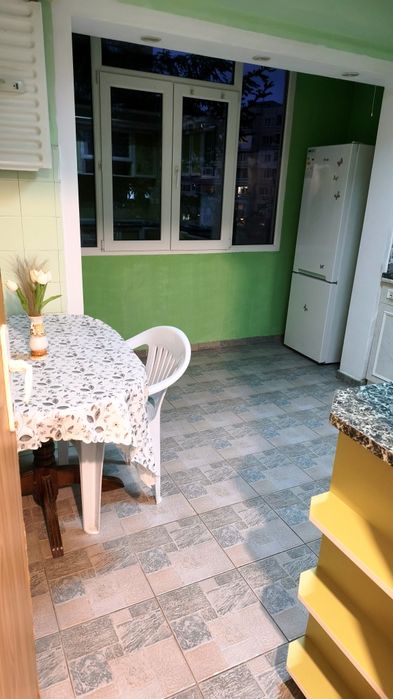 Отдаваме под наем в Добруджански