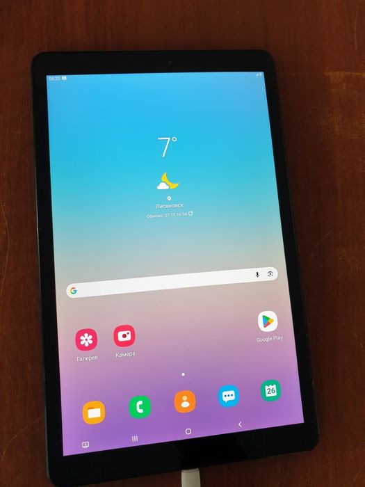 Планшет Samsung T595