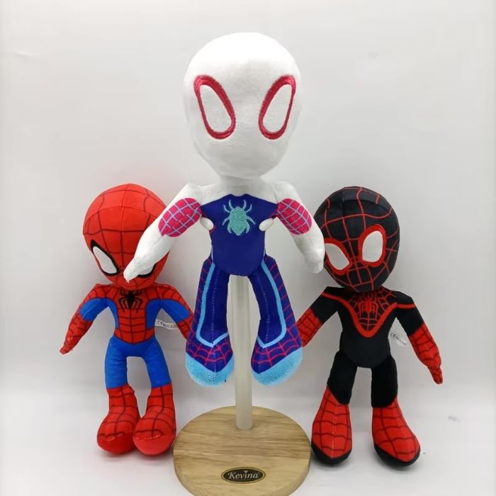 Плюшена играчка Спайдърмен Spiderman Gwen Stacy 30cm