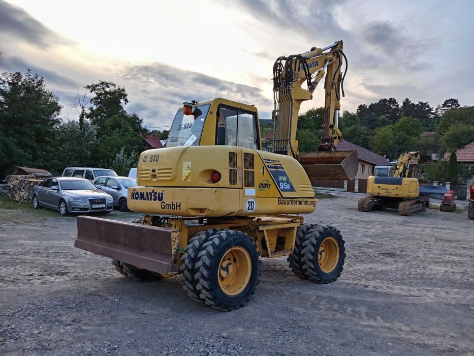 Devanzare excavator Komatsu pw 95 pe roti
