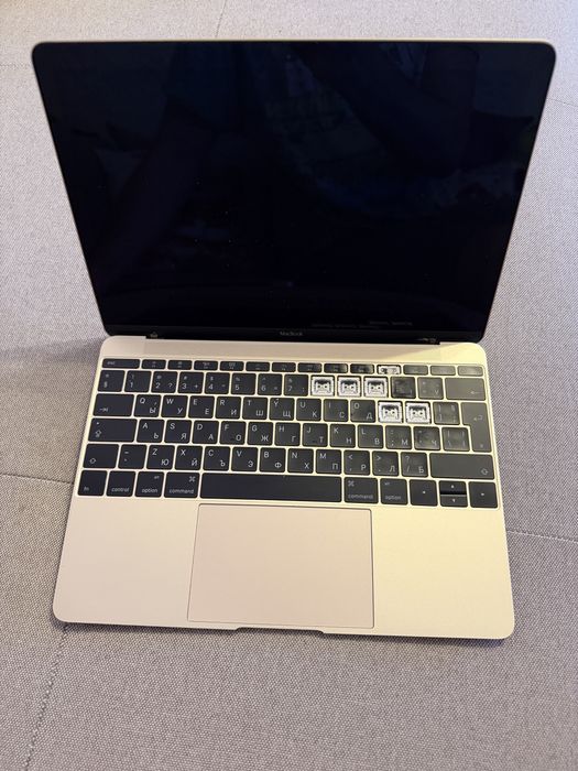 MacBook Air Model A1534