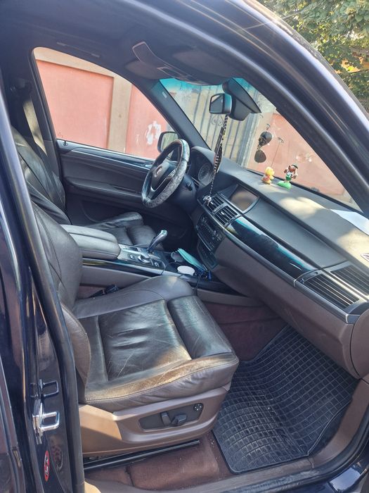 Bmw x5  vand sau schimb