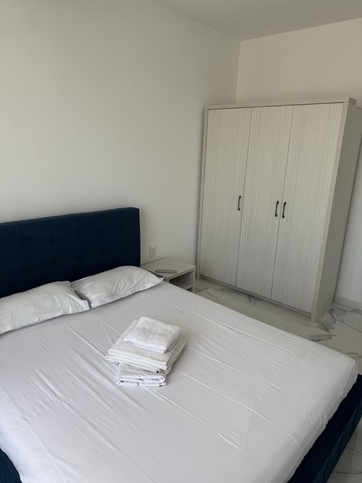 Apartamente de inchiriat
