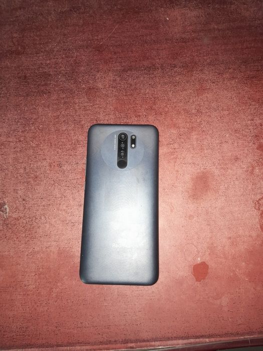 Редми 9 .4.64гб.