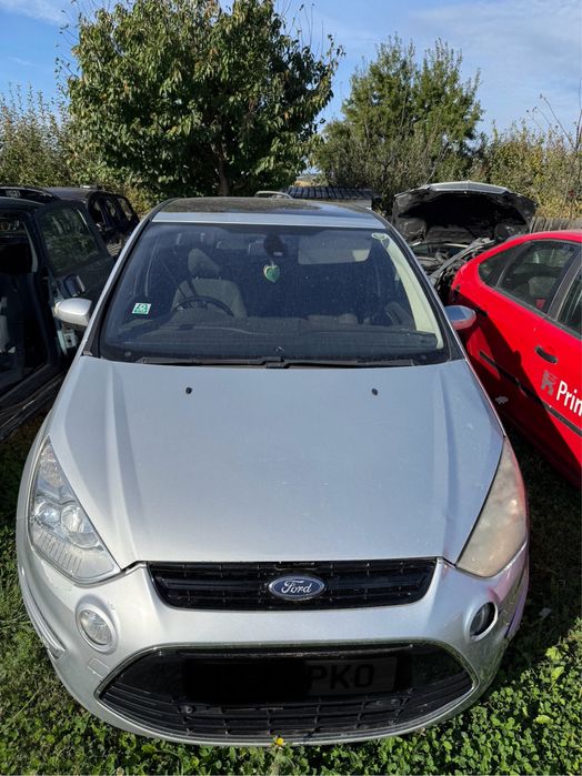 Dezmembrez ford galaxy 2012