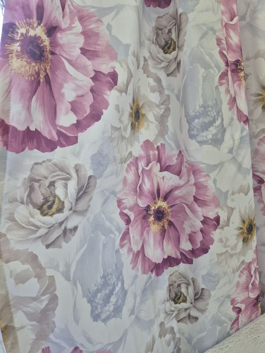 Шторы красивые розовый