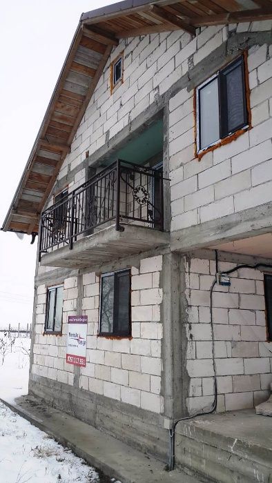 Ferestre usi ( termopan ) si rulouri doar la comanda!