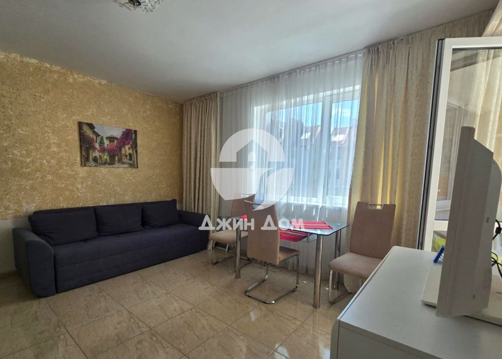 Продава се Двустаен апартамент в к.к. Слънчев бряг - 55 кв.м за 1328 €/кв.м - Снимка #1