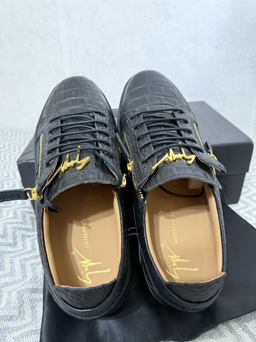 Giuseppe Zanotti  крокодилска кожа 43 номер