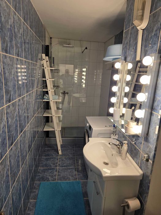 De inchiriat apart 2 cam-bd. Unirii