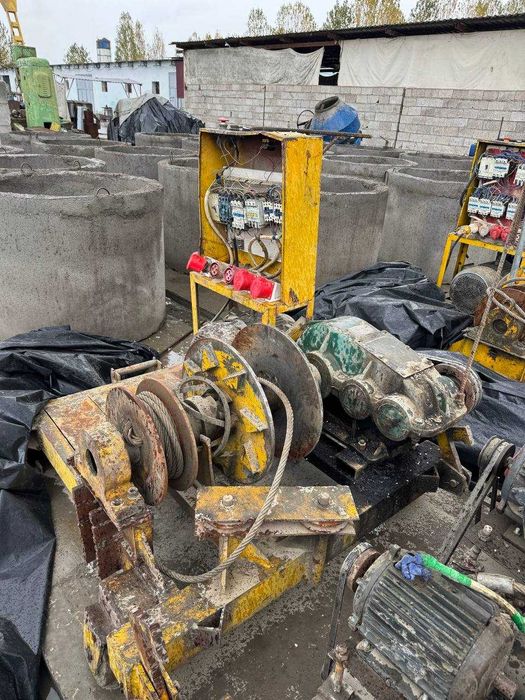 Форма для бетонни пустотни плит