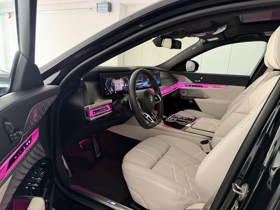 BMW 740 LD M PAKET PRO 2024 Indivdiual Sky-Lounge Uși-Electrice Swarovski Grila iluminată Primul Propietar