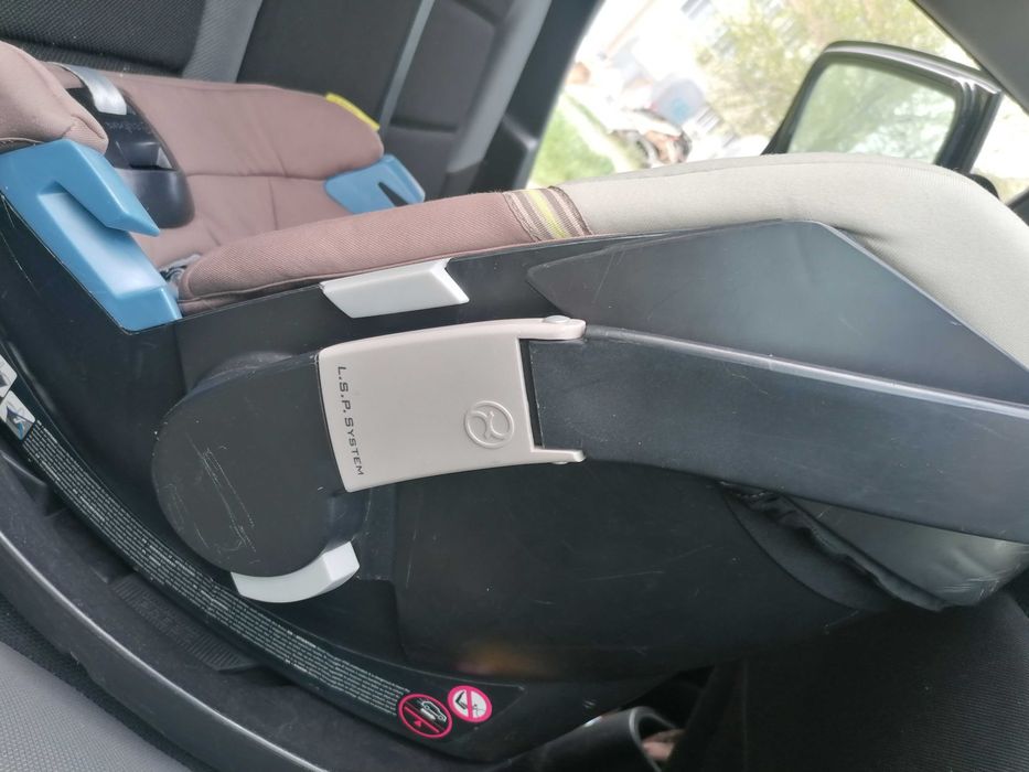 Cybex Aton 3 кош за кола с база