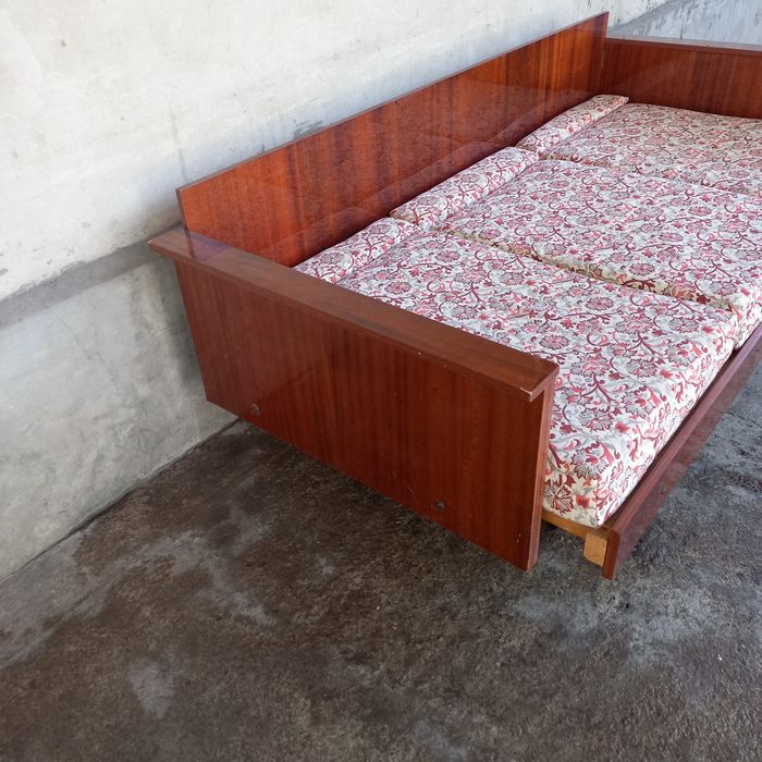 Диван такта раздвижной