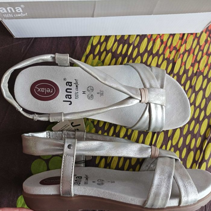 Calvin Klein N39естествена кожа сандали