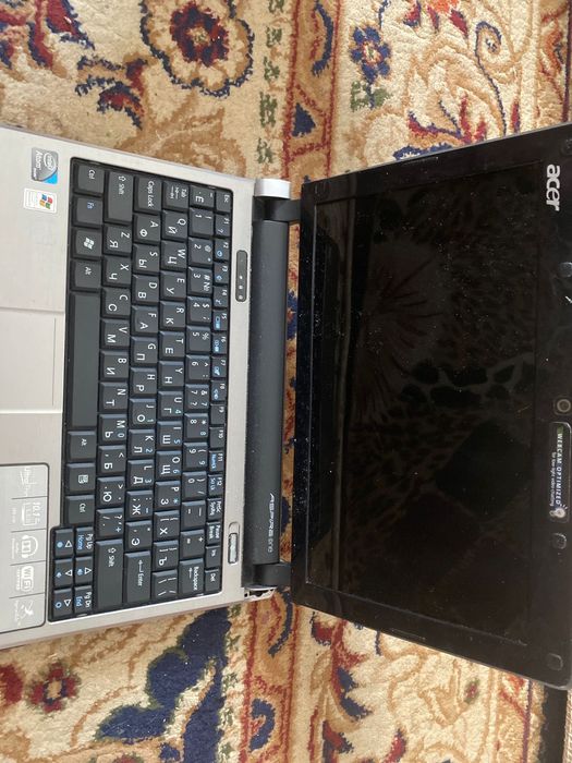 Нетбук продаю срочно