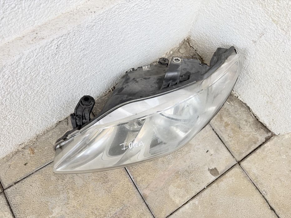 Far stanga seat ibiza 2009