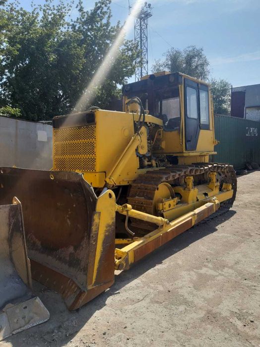 Продам бульдозер