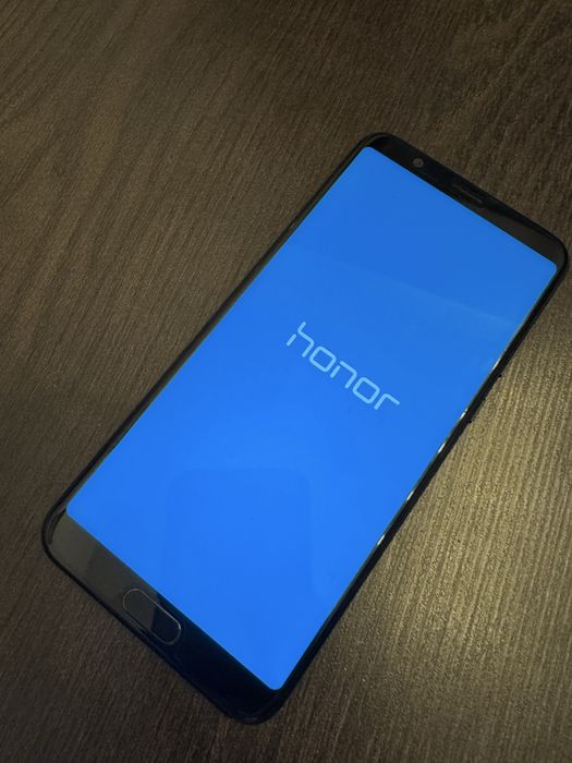 Telefon Honor View 10 - 128GB memorie - 6GB RAM