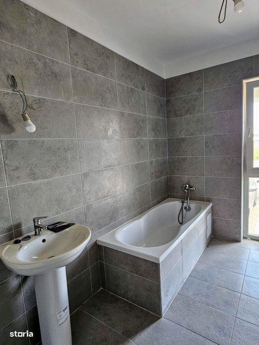 Intabulat Ap. cu 3 camere 88mp utili, gradina 19 mp, Str. Pictor Brana