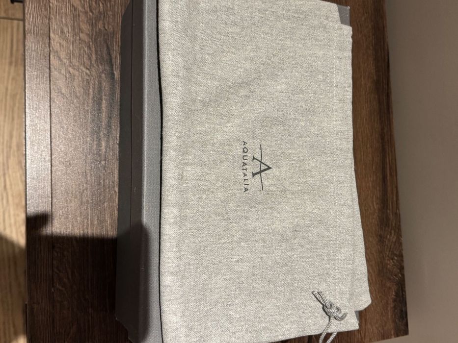 НОВИ  италиански  сандали  Aquatalia,38 размер