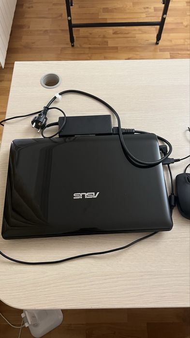 Ноутбук ASUS K42J