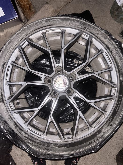 Vand Jante r18 5x112 235/40