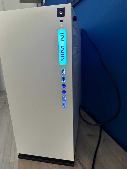 PC Gaming i7-7700K + Liquid Cooling / GTX 1080 / 32GB /  SSD 500GB + HDD 3TB