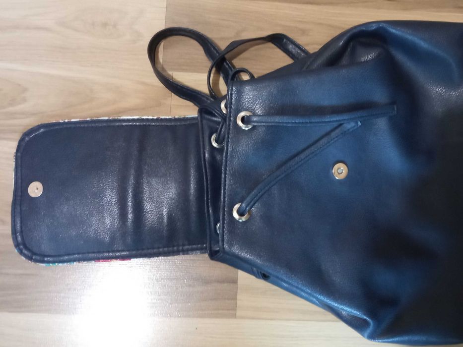 Дамски раници нови