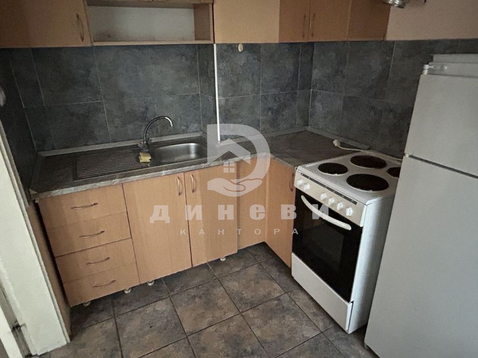 Продава се Двустаен апартамент в Стара Загора, Център - 52 кв.м за 1250 €/кв.м - Снимка #4