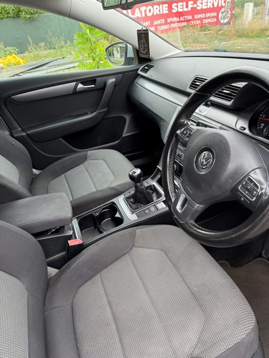 VOLKSWAGEN Passat 2012 — imagine 5