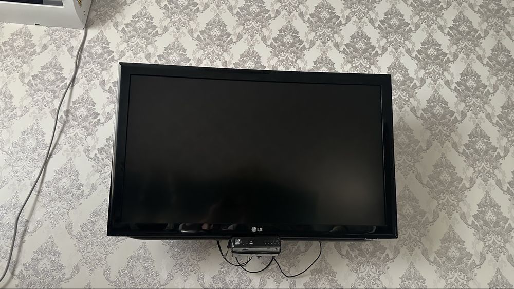 Телевизор   LG