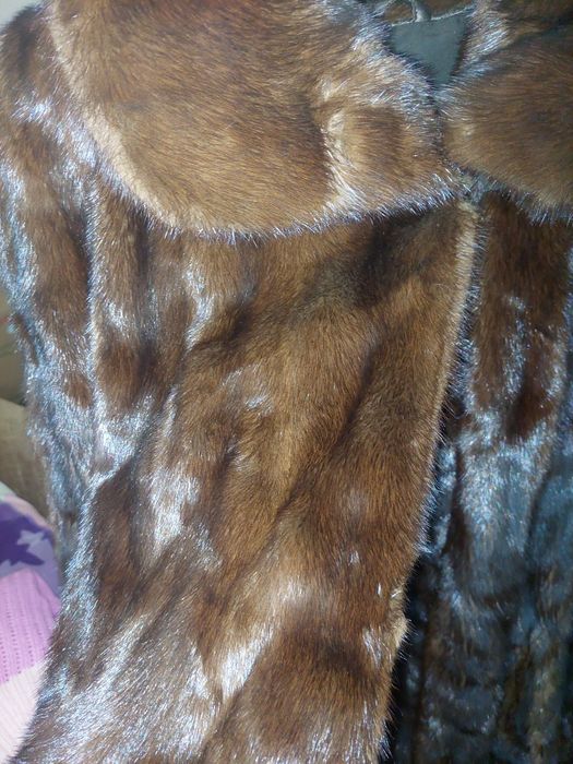 Продам норковую шубу