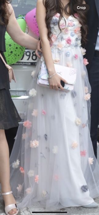 Официална бяла рокля