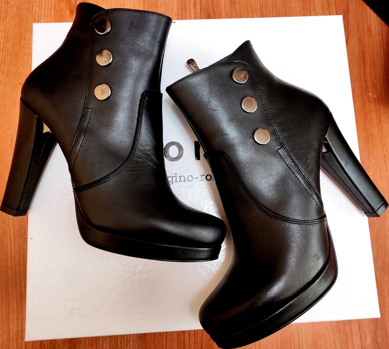 Дамски боти Roberto Botella