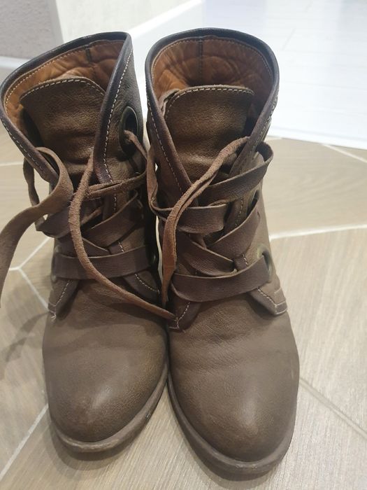 Полусапожки женские