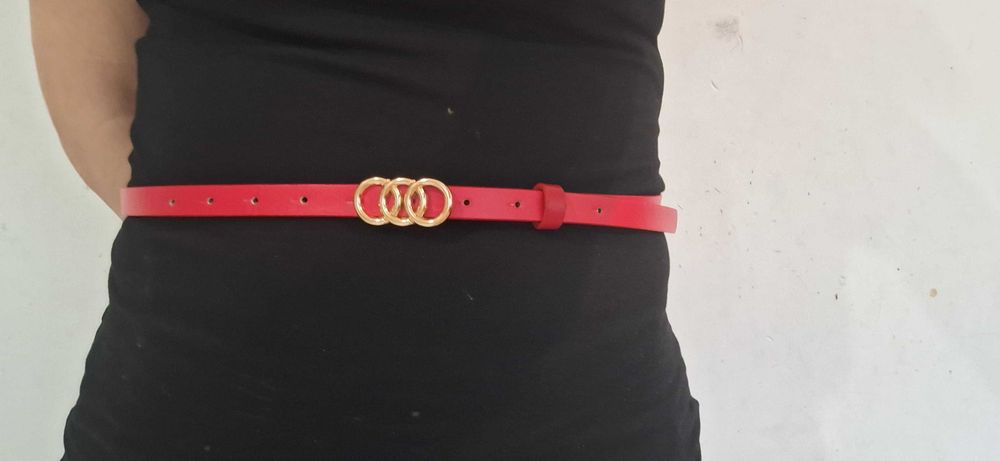 Елегантни дамски колани със скрито закопчаване