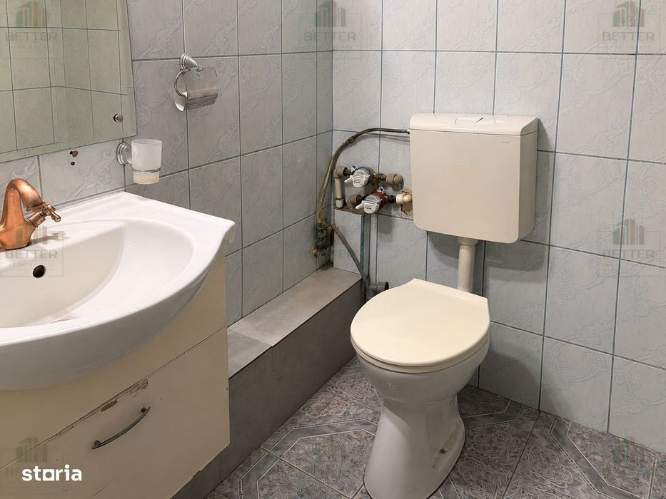 Apartament 2 camere de renovat, zona Titan – aproape de metrou