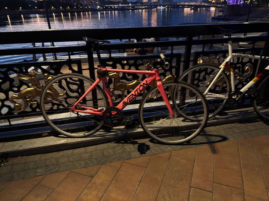 фикс велосипед aventon mataro