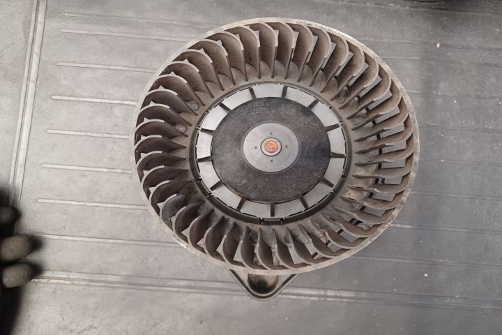 Ventilator aeroterma 8E2820021E Audi A4 B7