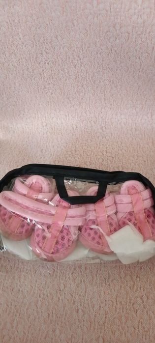 Продам обувь для собак