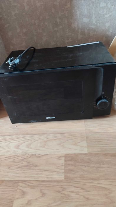 Микроволновая печь Hansa