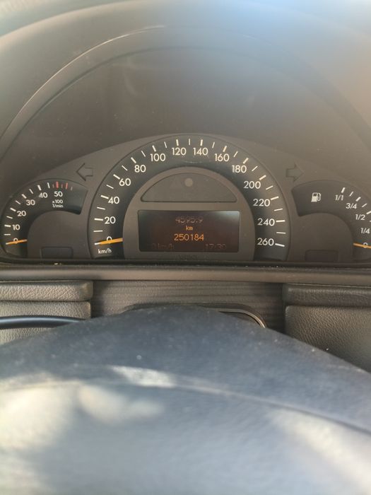 MERCEDES-BENZ CLA 2003 — imagine 2