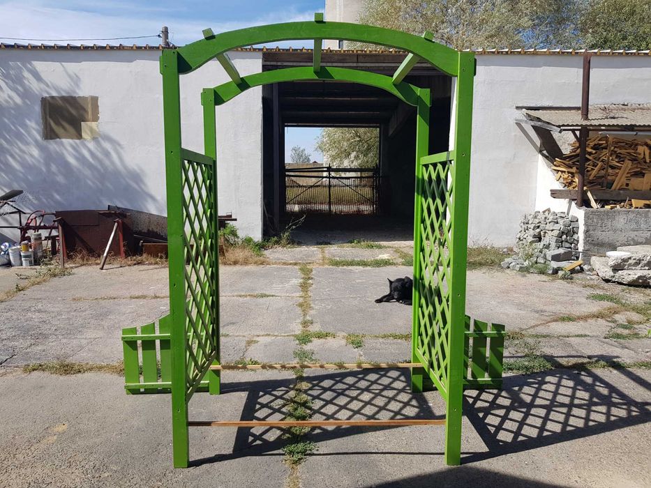 Pergola din lemn masiv