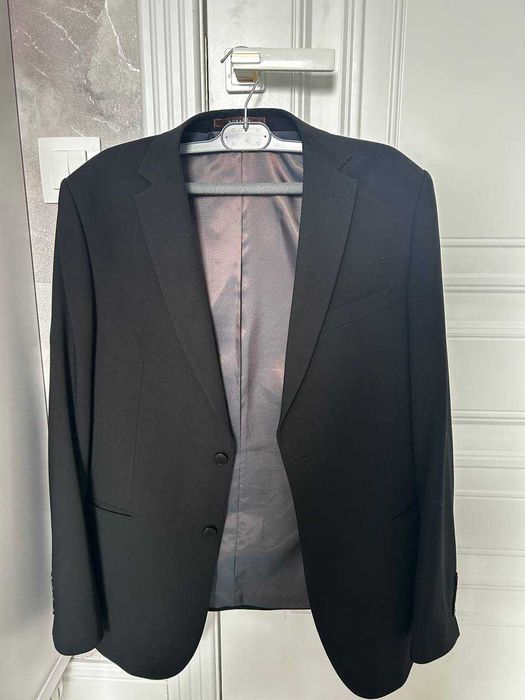 Пиджак черный, размер 52