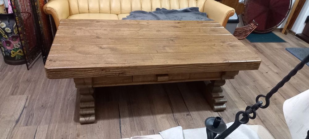 Măsuță  de cafea  lemn masiv