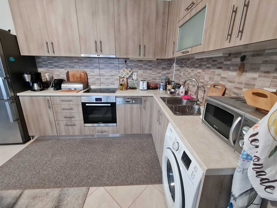 ПРОДАВА се самостоятелна къща 184кв.м в Palios Kavala (код 4293)