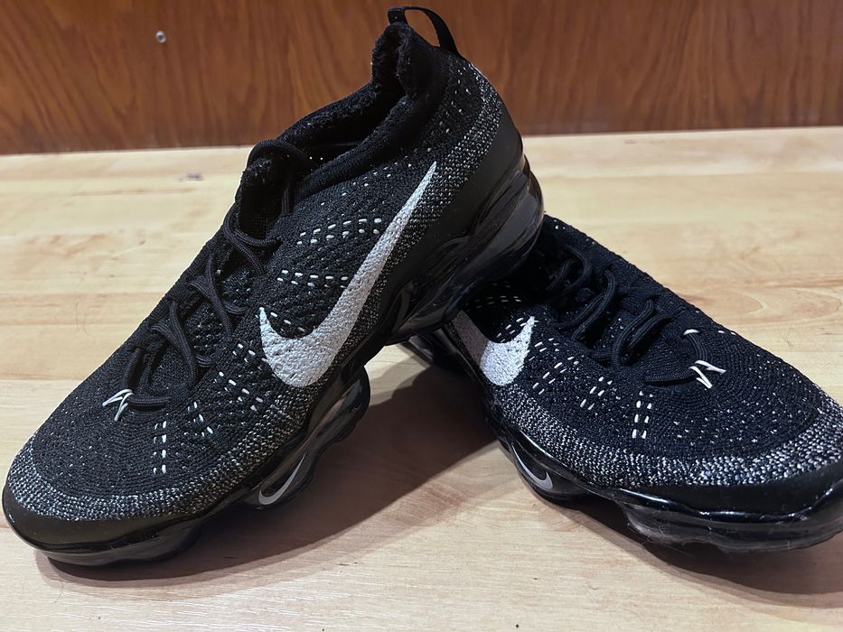 Nike тренировъчни обувки Air VaporMax