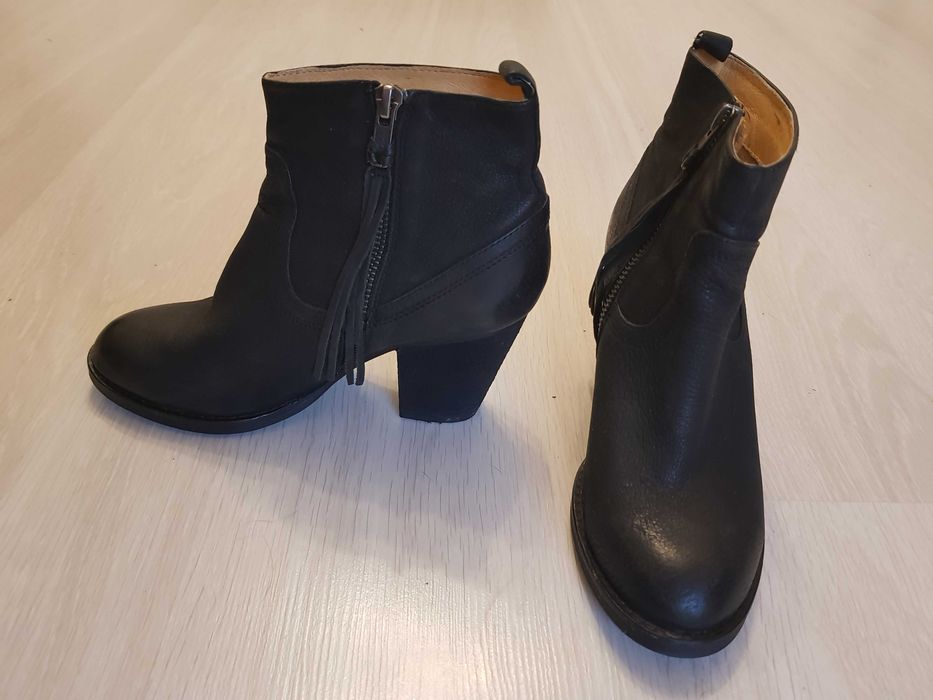 Ghete Buffalo piele naturala nr 36